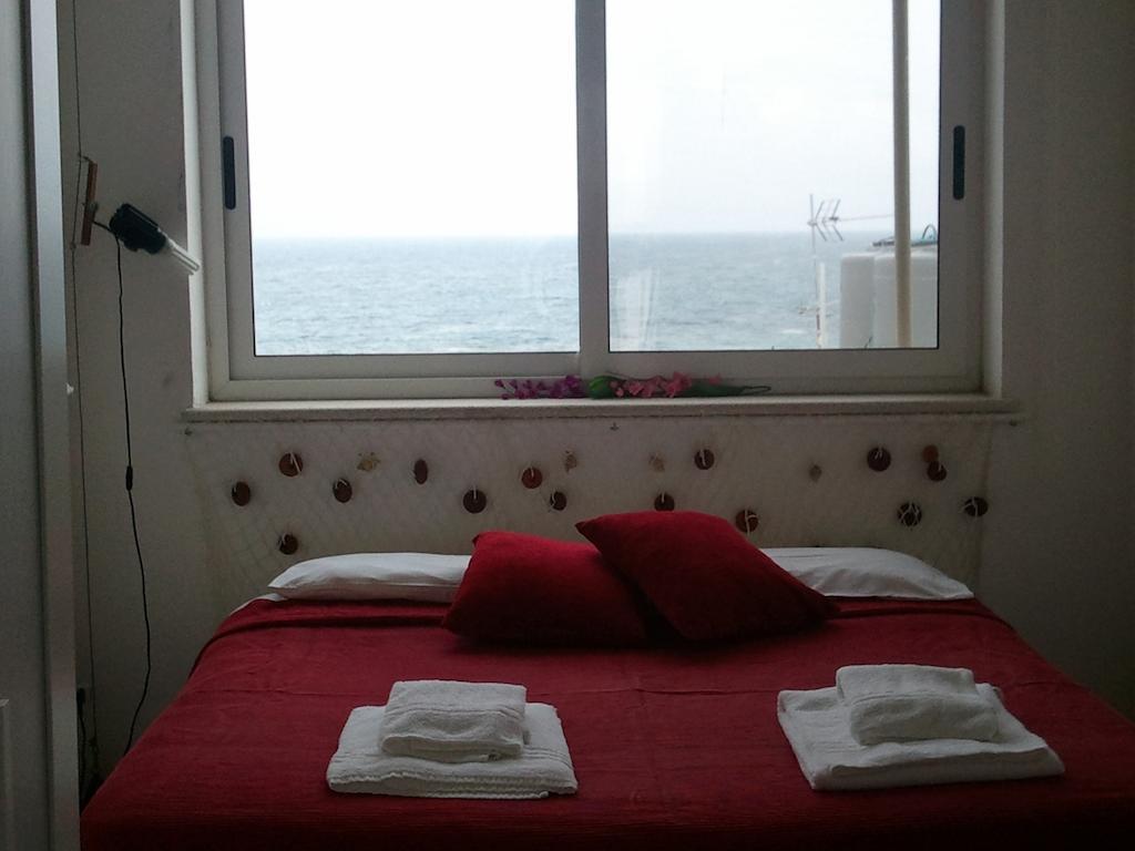 شقة Le Casuzze Di Trapani Vista Mare الغرفة الصورة